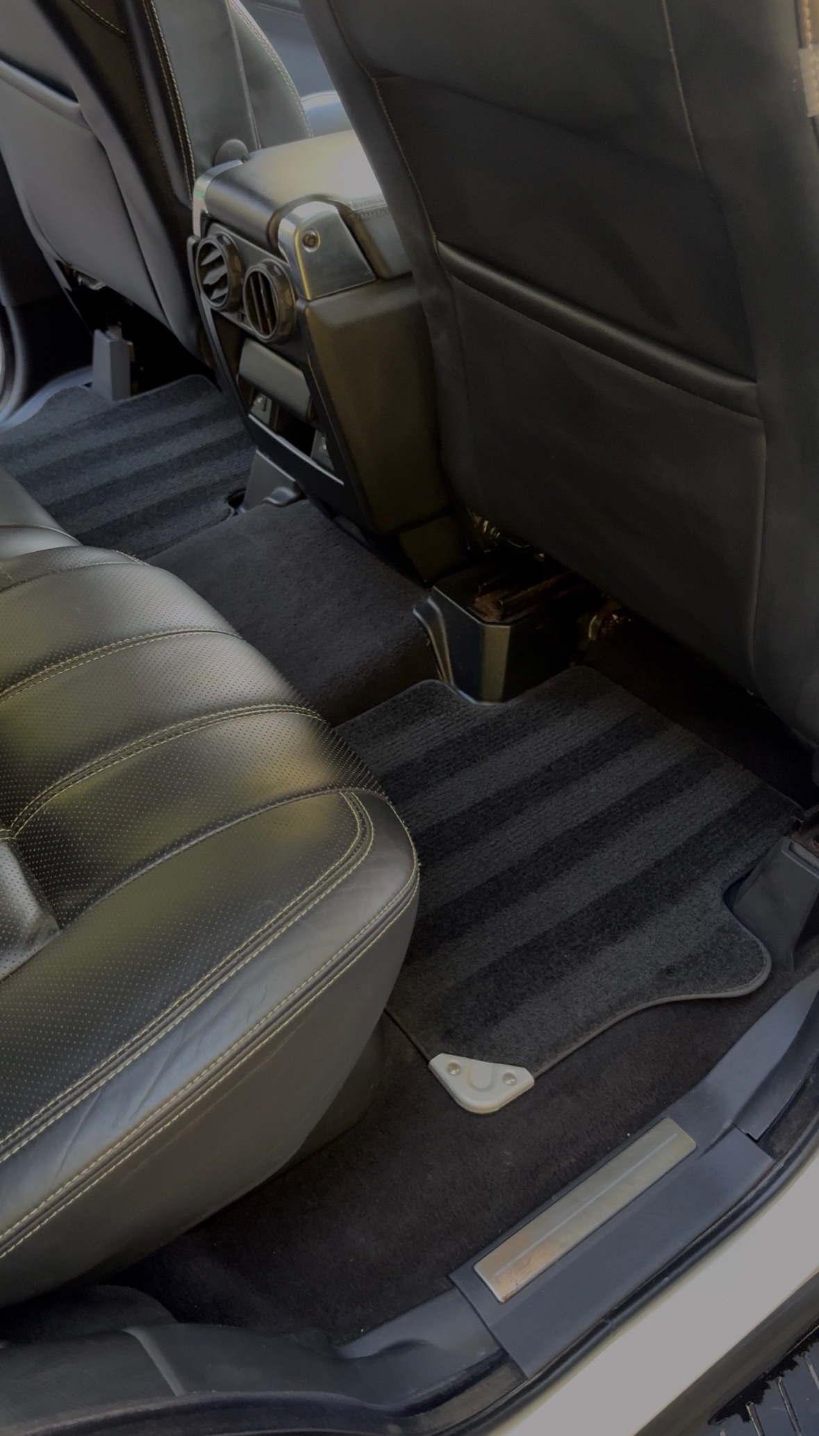 Range Rover — rear interior deep cleaned